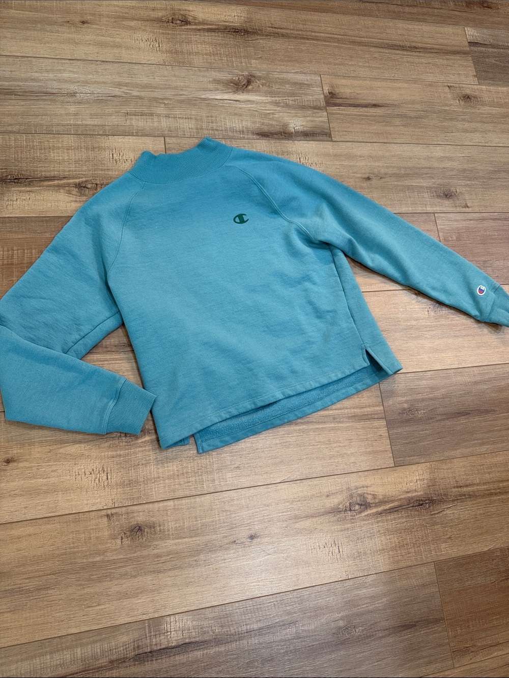 Champion Women's Teal Mock-Neck Crew Sweatshirt
